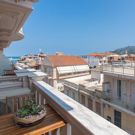Exanimo Luxury Apartments ザキントス エクステリア 写真