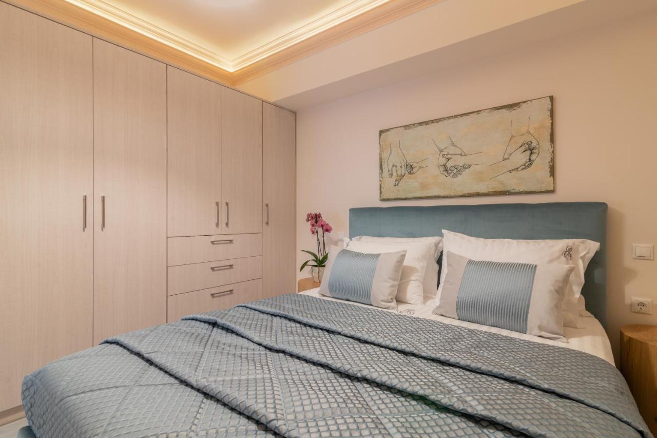 Exanimo Luxury Apartments ザキントス エクステリア 写真