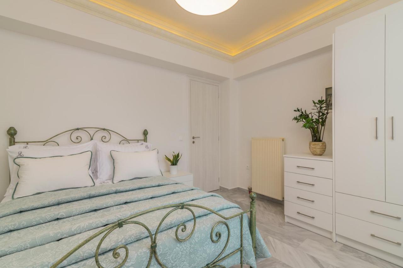 Exanimo Luxury Apartments ザキントス エクステリア 写真