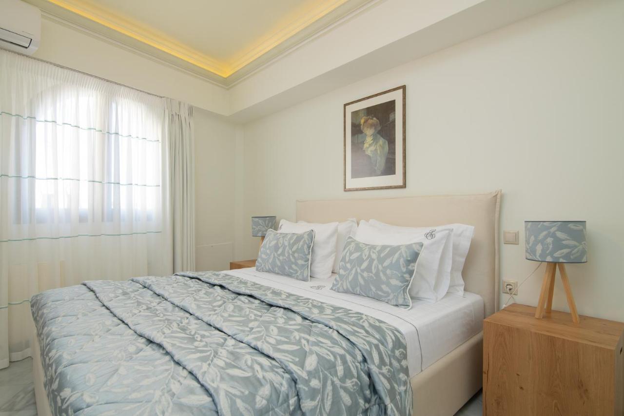 Exanimo Luxury Apartments ザキントス エクステリア 写真